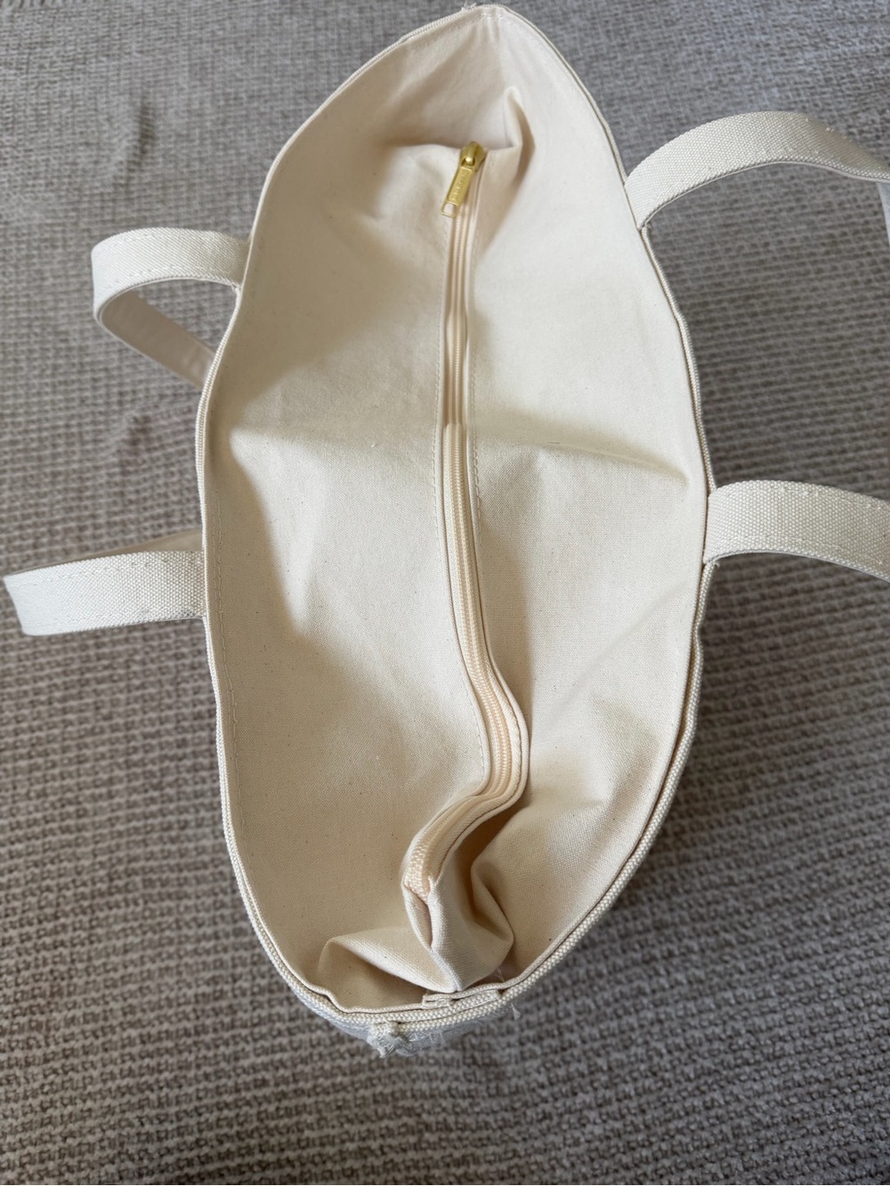 L.L. Bean XL Large zip top Tote in Cream - Picture 6 of 6